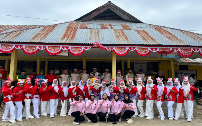 Semarak Kemerdekaan di SMAN 1 Konsel: Dewan Guru Turut Ramaikan Lomba Agustusan